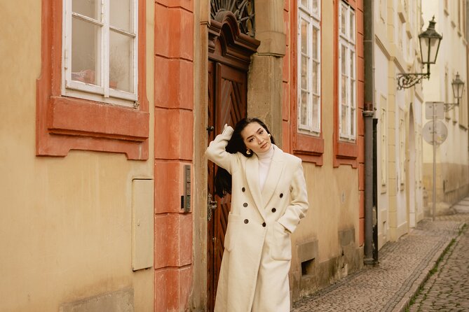 Prague Photoshoot for Solo Travellers, Couples, Friends, Families - Accessibility and Additional Info