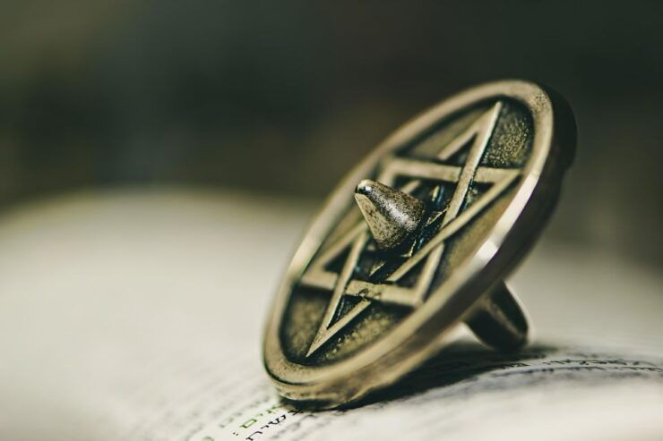 Prague: Prague Synagogues & the Jewish Cemetery Guided Tour - Experience Highlights