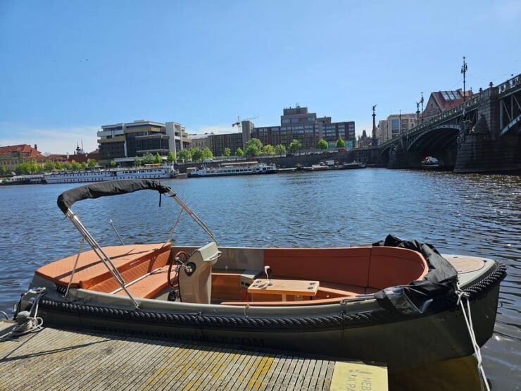 Prague Private Boat Tour - Experience Highlights