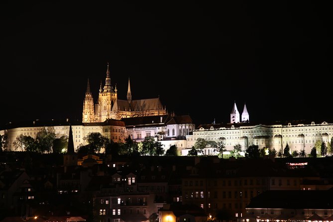 Prague Private Evening Tour - Taking Gorgeous Pictures From Viewpoints - The Sum Up