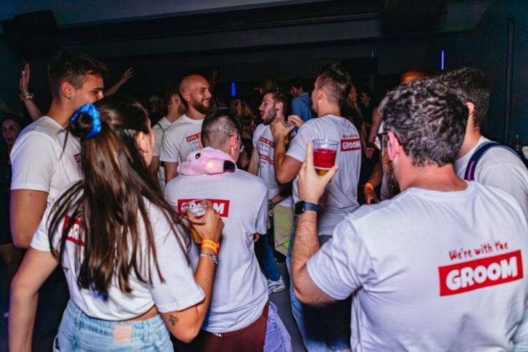 Prague: Pub Crawl with Unlimited Drinks and Cocktails - Authentic Insights from Reviewers