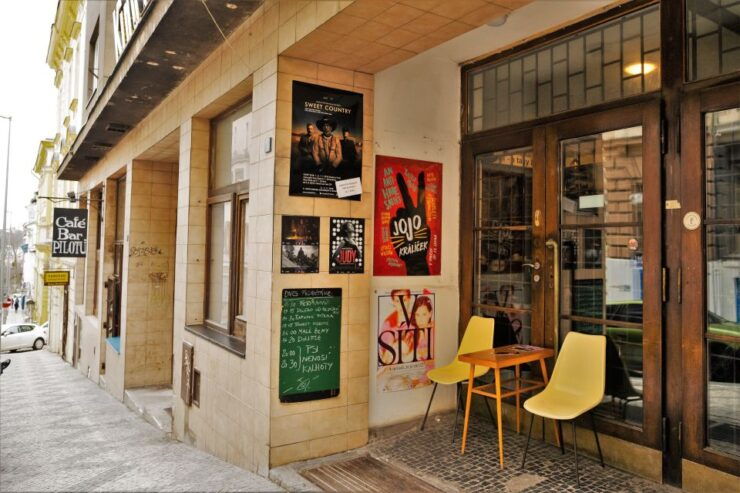 Prague: Self-Guided Discovery Game Through VršOvice - Experience Highlights