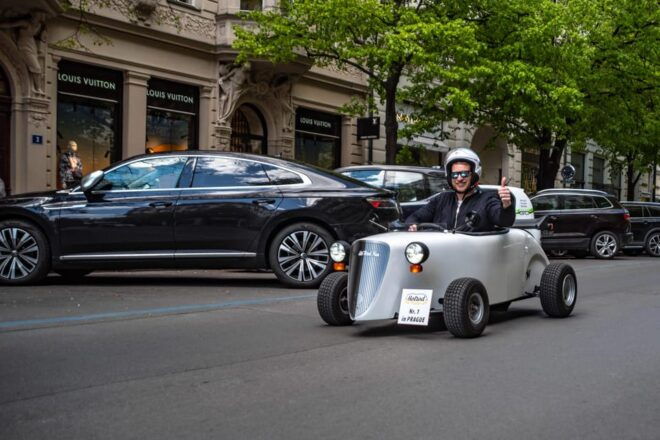 Prague: Sightseeing Tour in a Mini Hot Rod - Experience and Reviews
