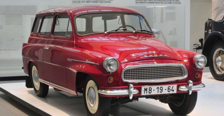 Prague: Skoda Car Factory & Museum Private Tour - Experience Highlights