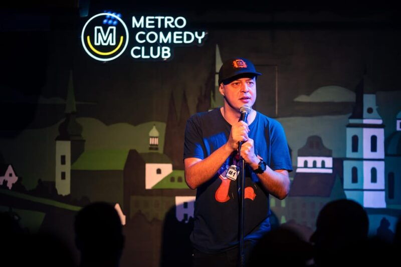 Prague: Sunday Stand-Up Comedy Night in English - Location and Accessibility
