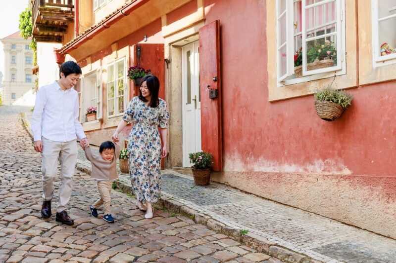 Prague Sunrise Photoshoot + Walking Tour - The Experience in Detail