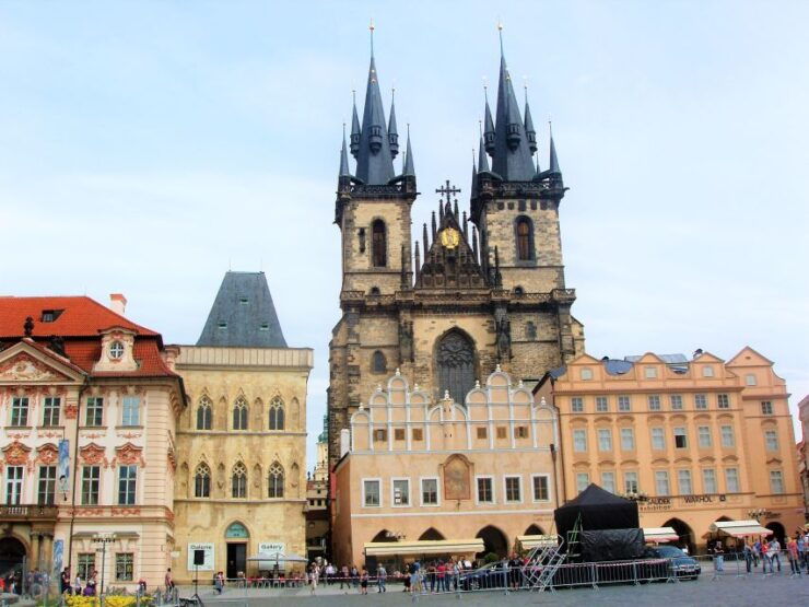 Prague: Tailored Sightseeing Tour in French - Experience Highlights