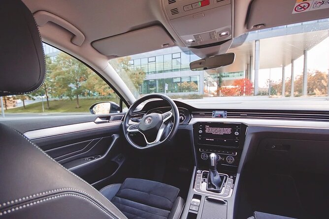 PRAGUE to BERLIN - Stop in DRESDEN by LIMOUSINE 3+1pax - Pickup and Drop-off Locations