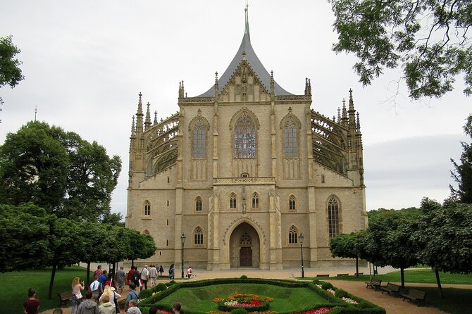 Prague to Kutna Hora Day Trip to Ossuery, St Barbara and More - Itinerary Highlights