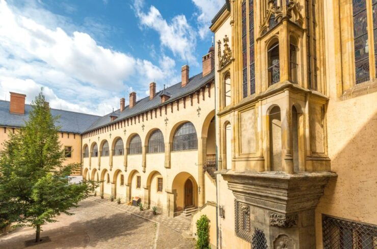 Prague to Kutna Hora Private Trip by Car - Activity Details