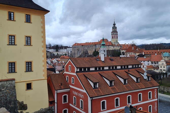 Prague to Salzburg With Optional Stopover in Cesky Krumlov - Good To Know