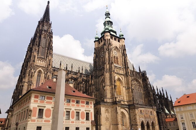 Prague TOP 3 TICKETS - Prague Castle, Astronomical Clock, Jewish Town (optional) - The Sum Up