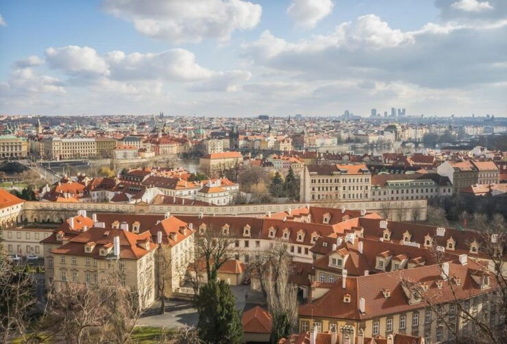 Prague: Tour Around Prague Royal Castle - Castle History and Architecture