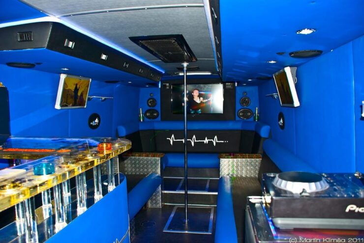 Prague XXXL Party Bus Ride - Good To Know