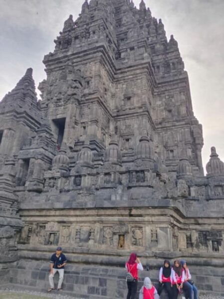 Prambanan and Borobudur Temple Tour By Wonderful Yogyakarta - Booking and Cancellation Policy