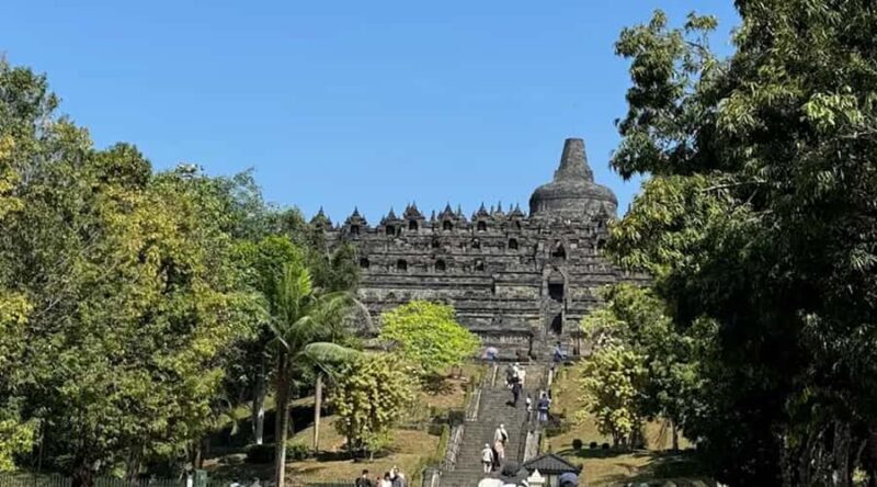 Prambanan Guided Tour & Borobudur Climb with the Tickets - Borobudur: The World’s Largest Buddhist Temple