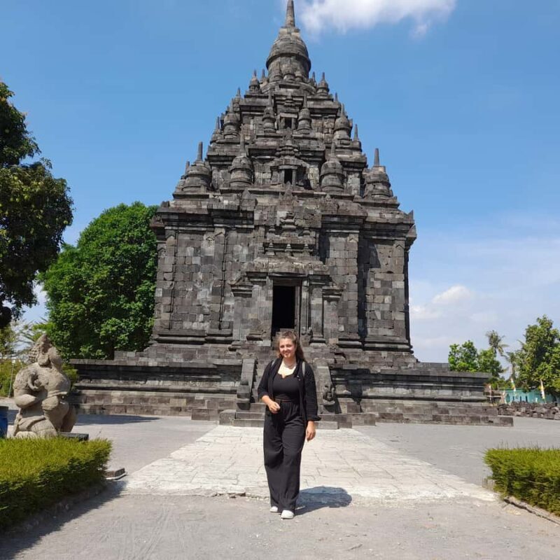 Prambanan, Hidden temple, & Ramayana Ballet perfomance - What Could Be Better