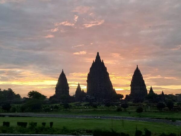 Prambanan Sunrise Tour - Tips for a Great Experience
