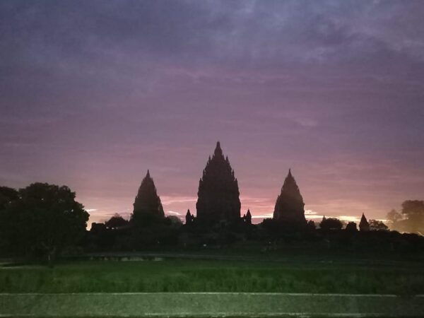 Prambanan Sunrise Tour - Booking Information