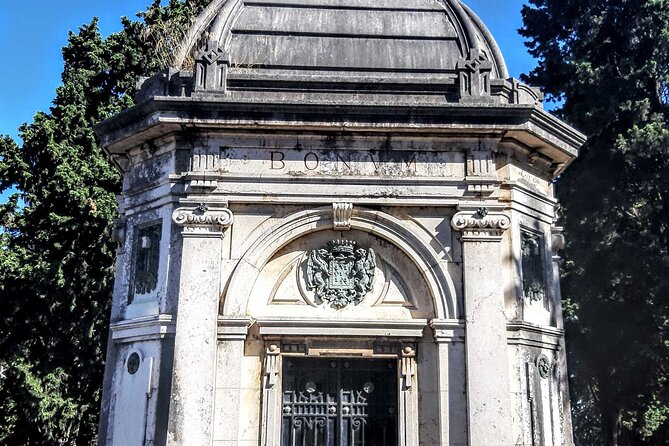 Prazeres Cemetery: A Self-Guided Audio Tour in Lisbon - Audio Tour Features and Benefits