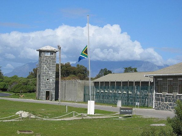 Pre-Booked Ticket Robben Island and Table Mountain Private Tours - Good To Know