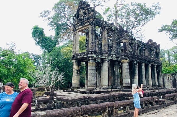 Preah Khan, Neak Pean and Pre Rup Temple Tour - Good To Know
