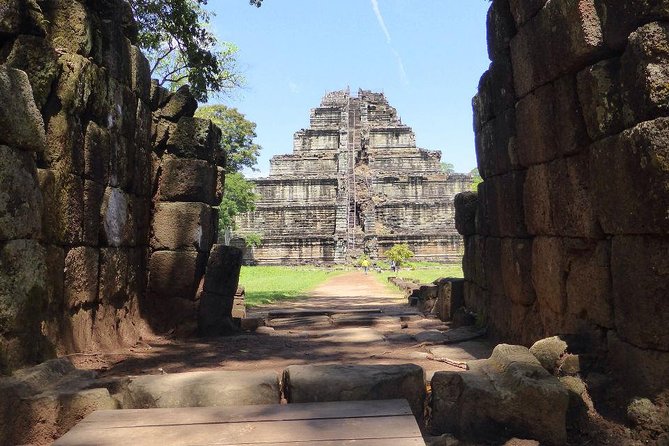 Preah Vihear, Koh Ker & Beng Mealea Tour - Meeting and Pickup