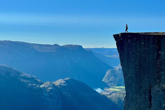 Preikestolen Cruise Cabin and Hiking Adventure - Exploring the Preikestolen Cruise Cabin and Hiking Adventure