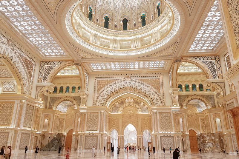 Premium Abu Dhabi Sheikh Zayed Mosque and Sightseeing from Dubai - The Corniche, Etihad Towers, and Qasr Al Watan
