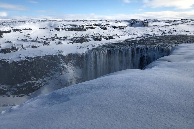 Premium Combo Day Tour Lake Myvatn and Dettifoss - Tour Duration and Pickup/Drop-off