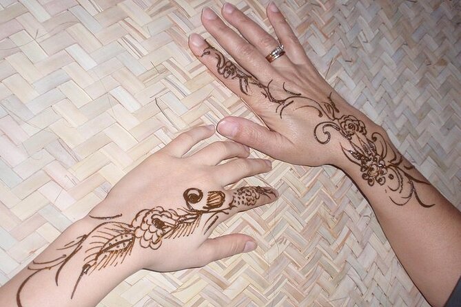 Premium Desert Safari With BBQ Dinner,Belly Dance,Camel Riding & Sand Boarding - Sandboarding and Camel Riding Experiences