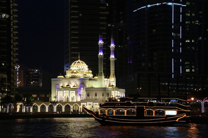 Premium Dhow Cruise in Dubai Marina With Dinner and Pick up - Personal Welcome