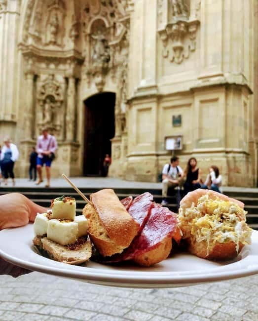 Premium Evening Pintxos Tour in San Sebastians Old Town - An In-Depth Look at the Premium Pintxos Tour