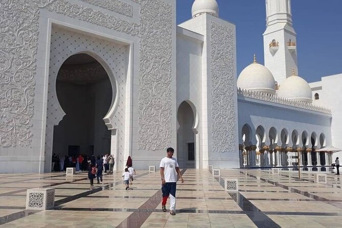 Premium Half Day Abudhabi Grand Mosque Tour From Dubai - Transportation and Guide