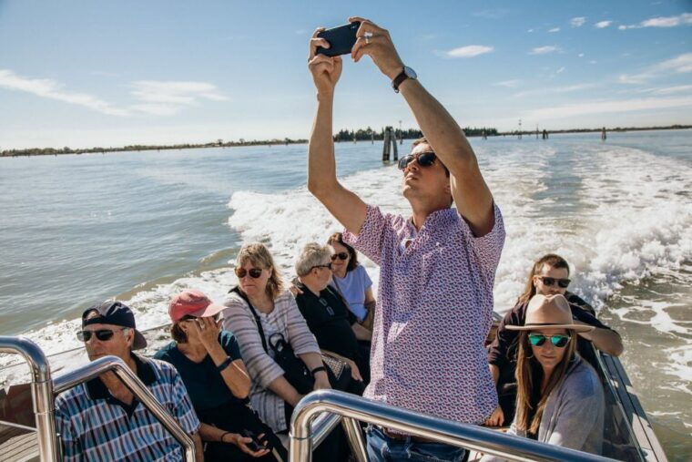 Premium Lagoon Excursion: Murano Glass, Burano & Lace Museum - What to Expect in Murano