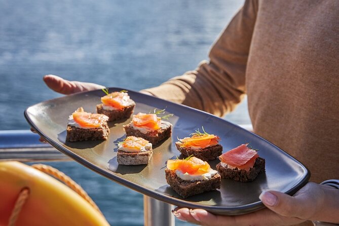 Premium Milford Sound Cruise Including Lunch - Cruise Details