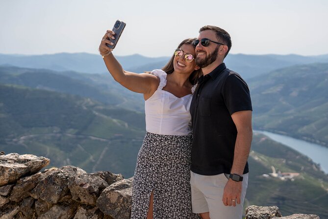 Premium Small Group Douro Valley Wine Tour From Porto - Tour Highlights and Positive Feedback About Guides