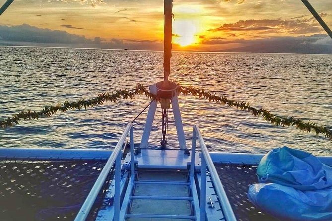 Premium Sunset Dinner Cruise From Ka'anapali Beach - The Sum Up