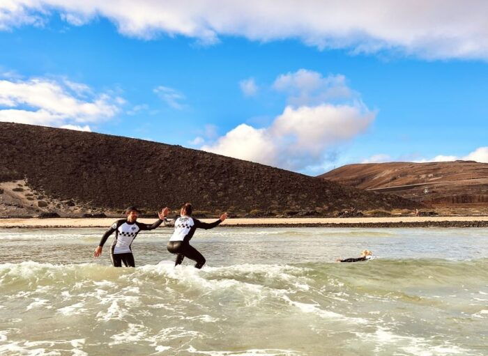 Premium Surf Lesson in the South of Fuerteventura - Common Questions