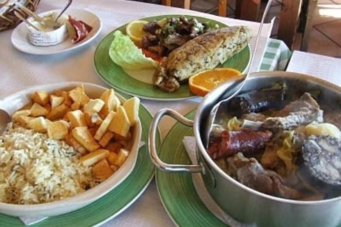 Premium Wine and Gastronomic Mountain Tour in The Algarve - Traveler Photos