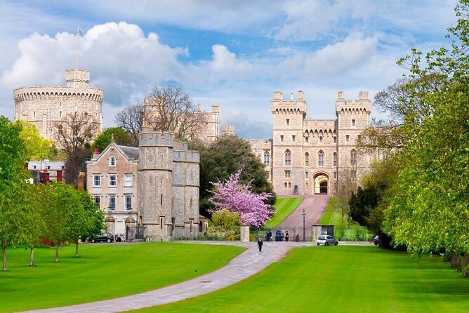 Princess Diana Accredited Access Exhibition & Royal Walking Tour - Inclusions