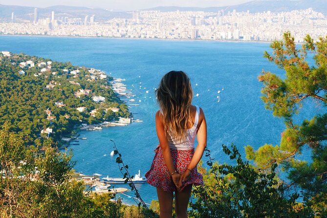 Princess Island Tour With Lunch - Exploring Büyükada by Horse-Drawn Carriage