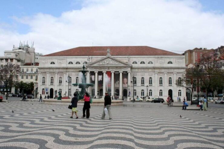 Príncipe Real to Downtown Lisbon: A Self-Guided Audio Tour - Tour Overview