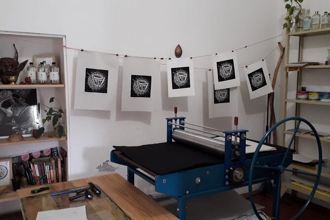 Print a Work of Art With a Local Artist for Your Home. - Choosing the Right Artwork for Your Home