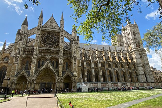 Priority Access Westminster Abbey Tour With a Professional Guide - Tour Highlights