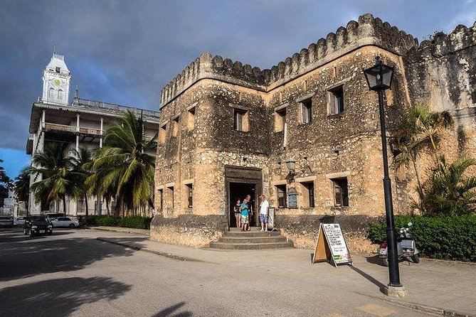 Prison Island and Stone Town Private Tour in Zanzibar - Pickup and Cancellation Policy