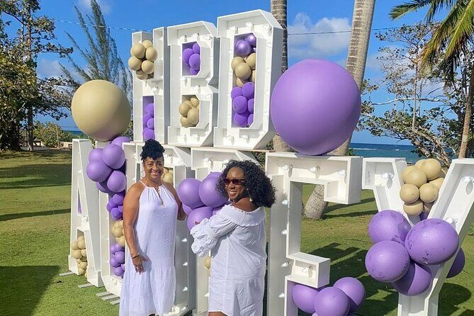 Priv. Montego Bay Airport Transfer to Grand Palladium/Lucea Hotel - Comfort and Convenience