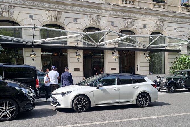 Privat Airport Transfer to Paris - Meeting and Pickup Details