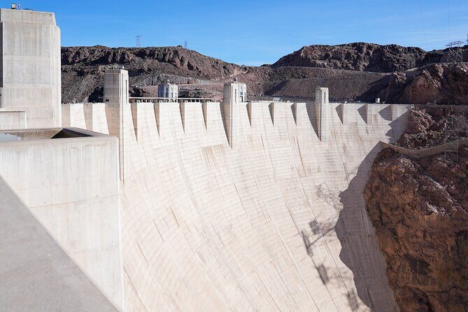 Private 1-Day Tour to Hoover Dam and Las Vegas from Los Angeles - Authentic Experiences and Traveler Insights
