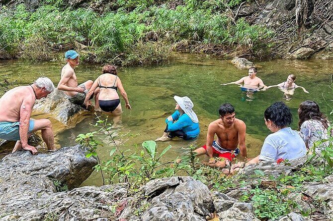 Private 10 Days Malaysia Borneo Wildlife Tour with Beach - FAQs